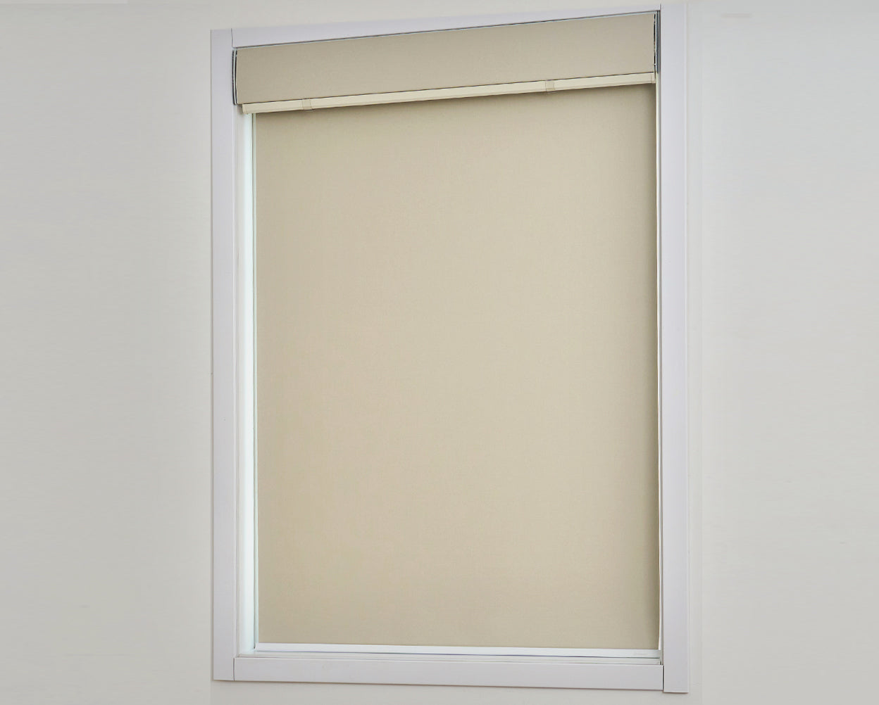 Blackout: Roller Shade Closed