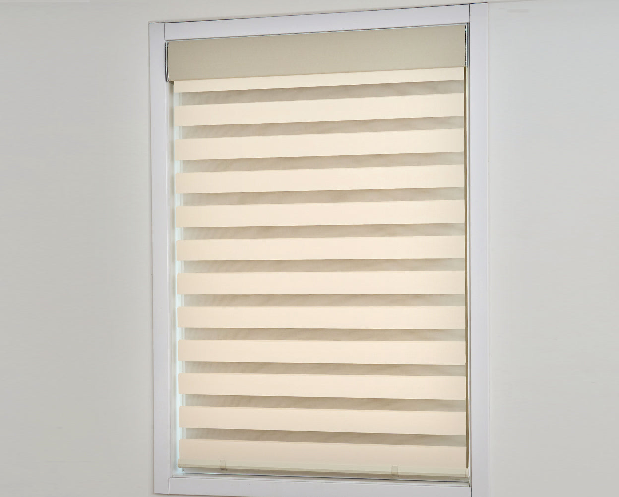 Patterned Privacy: Zebra Closed